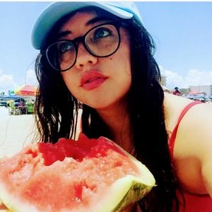 Meet your Posher, Sara